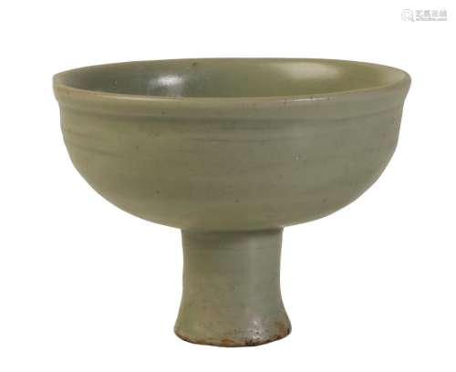 LONGQUAN CELADON GLAZE STEM CUP, MING DYNASTY (1368-1644)