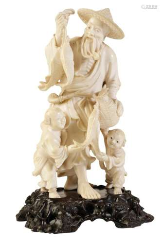 CARVED IVORY GROUP, QING DYNASTY, 19TH CENTURY