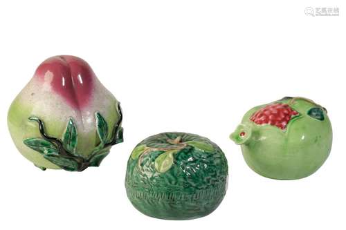 THREE FAMILLE ROSE GLAZED POTTERY FRUIT, LATE QING DYNASTY