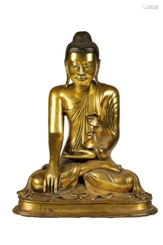 LARGE GILT BRONZE MANDALAY BUDDHA, BURMESE, EARLY 20TH CENTURY