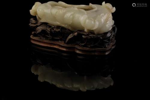 CARVED WHITE JADE BRUSH WASHER, QING DYNASTY, 19TH CENTURY