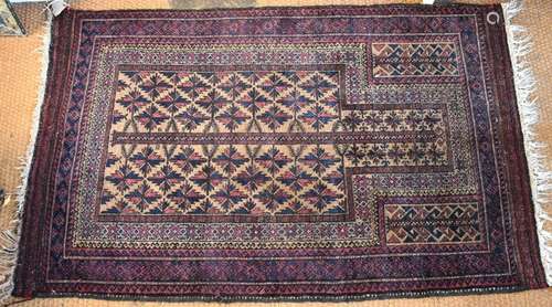 An old Afghan Baluch prayer rug, circa 1940, 148 x 92 cm [466]