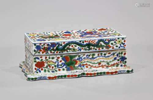 Chinese Enameled Porcelain Covered Box