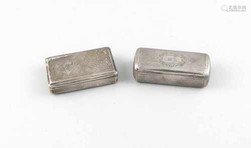 Zwei rechteckige Etuis, um 1900, unterschiedliche Hersteller, Silber verschiedeneFeingehalte,