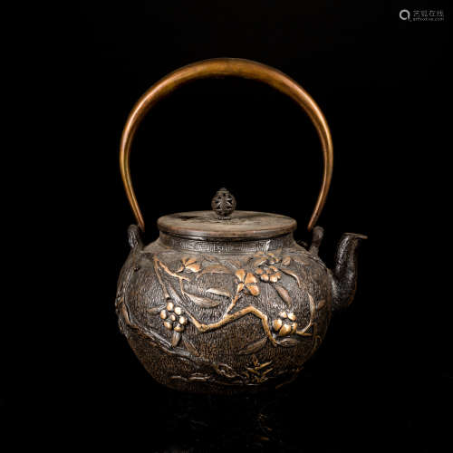 Japanese Antique Iron Tea Pot With Kui Wentang Mark
