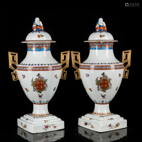 Yongzheng Period Pair Export Vase