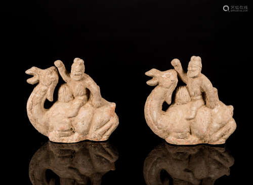 Pair Of Tang Dynasty Chinese Antique Pottery Figures