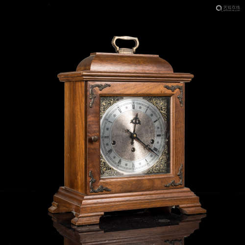Hamilton Vintage Triple Chiming Key Wound Mantel Clock