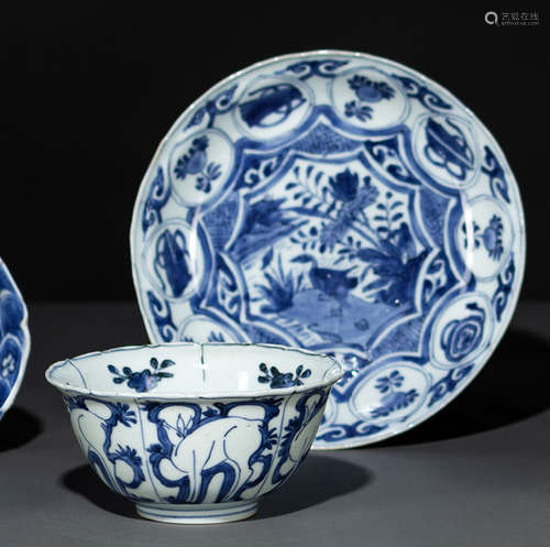 A BLUE AND WHITE KRAAK DEER BOWL AND DISH