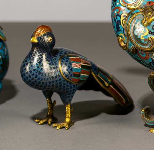 A PAIR OF CLOISONNÉ ENAMEL PEACOCKS