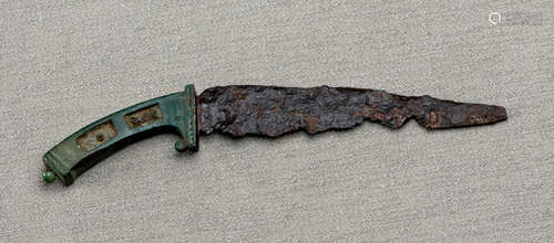 A VERY RARE BRONZE AND METEORIC IRON DAGGER OR KNIFE