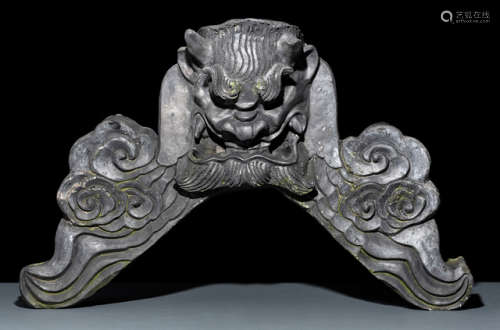 A POTTERY ROOF ORNAMENTATION (ONIGAWARA)