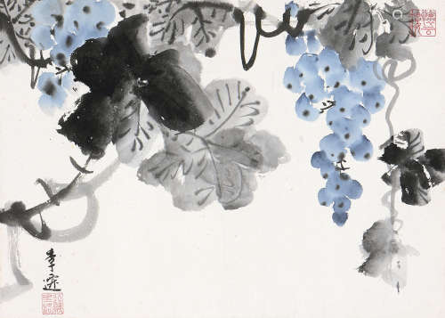王季迁（1906～2002） 葡萄 立轴 设色纸本
