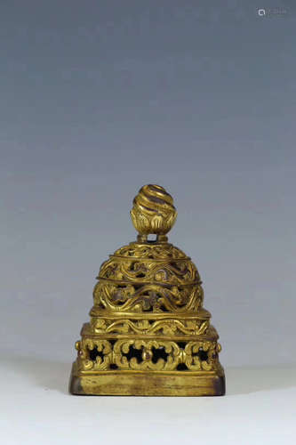 A FINE CARVED GILT-BRONZE SEAL