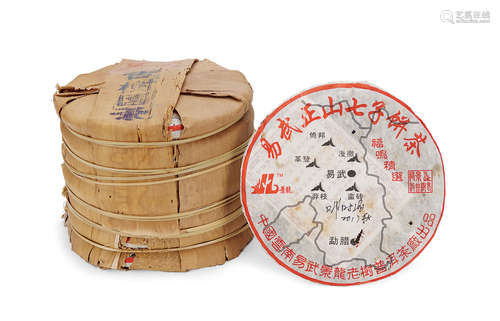 2004年 易武正山七子饼茶