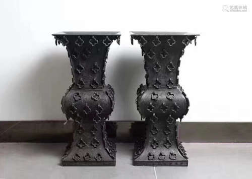 17-19TH CENTURY, A PAIR OF BRONZE SQUARE GUS, QING DYNASTY