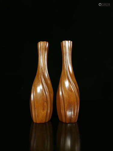 17-19TH CENTURY, A PAIR OF BOXWOOD VASES, QING DYNASTY