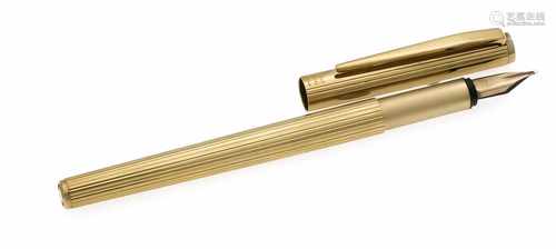 Mont Blanc Füller vergoldet mit Feder GG 585/000 L. 13,8 cm, mit Etui, 22,5 gMont Blanc fountain pen