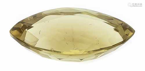 Chrysoberyll 3,17 ct, im Navetteschliff fac., in einem Gelbgrün, sehr kleine innereMerkmale, 12,95 x