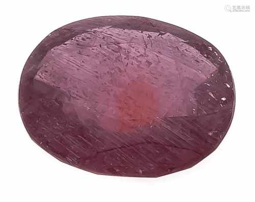 Rubin 7,50 ct, oval fac., gute Farbe, 13,5 x 11,6 x 4,8 mmRuby 7.50 ct, oval fac., good color, 13.