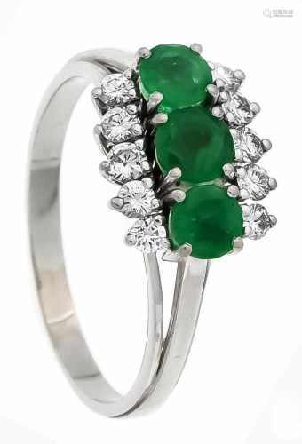 Smaragd-Brillant-Ring WG 750/000 mit 3 exzellenten rund fac. Smaragden 5 und 4,2 mm inexzellenter