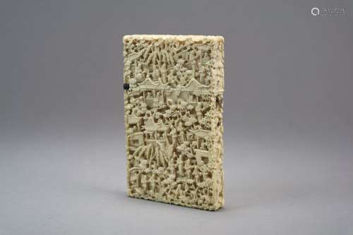 A Chinese Canton Carved Ivory Card Case