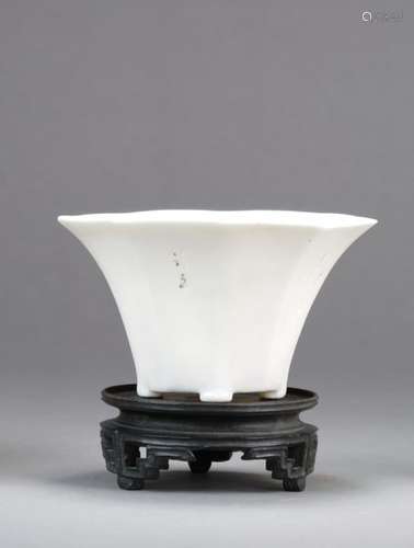 A Chinese Dehua libation cup