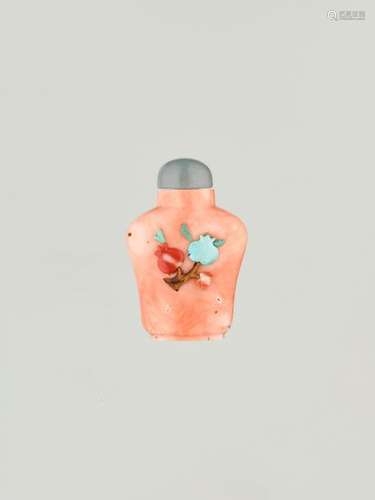 AN EMBELLISHED ‘POMEGRANATE’ CORAL SNUFF BOTTLE, 19TH C…