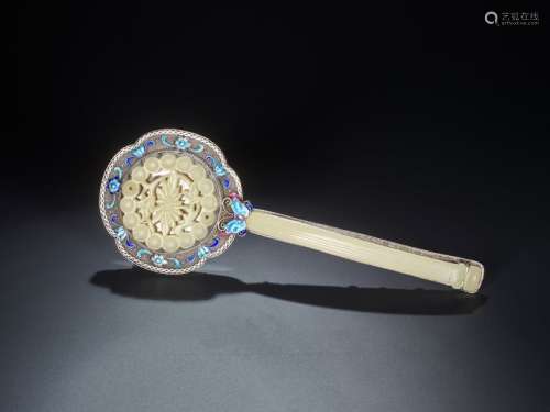 AN ENAMELED SILVER AND JADE HAND MIRROR, LATE QING DYNA…