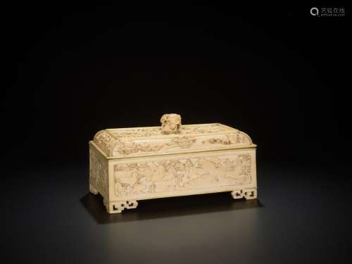 A RARE CANTONESE IVORY BOX WITH COVER, EARLY 19th CENTU…