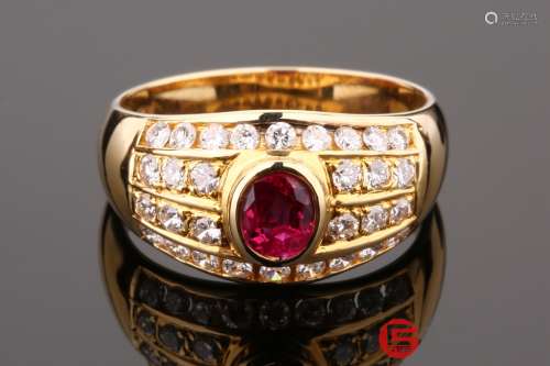 缅甸天然美艳顶级鸽血红红宝石镶18K金钻石豪华宽面戒指 （18K金，红宝石0.40克拉，钻石0.53克拉，附证书）