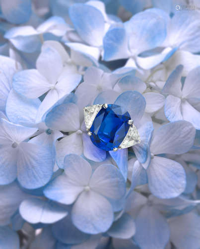 A Fine Sapphire and Diamond Ring