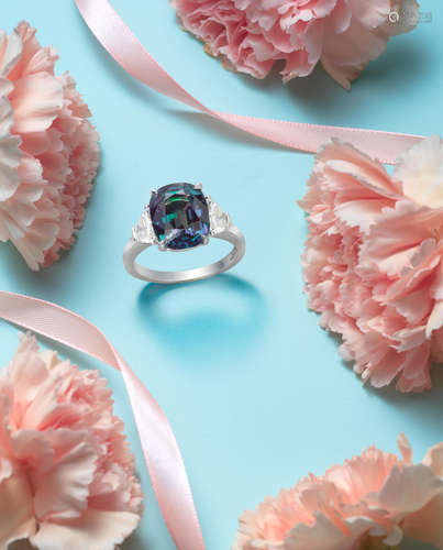 A Fine Alexandrite Chrysoberyl and Diamond Ring