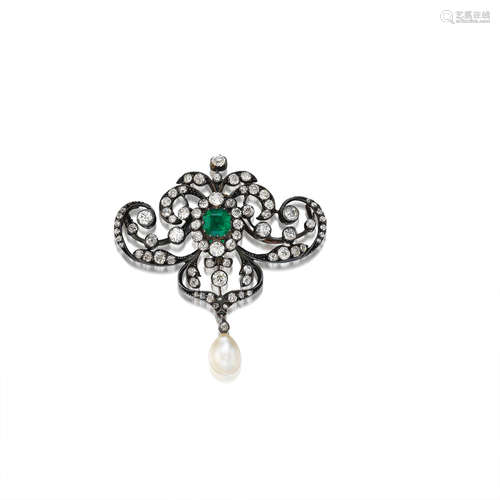 An Early 20th Century Emerald, Diamond and Pearl Brooch/Pendant,  Circa 1900