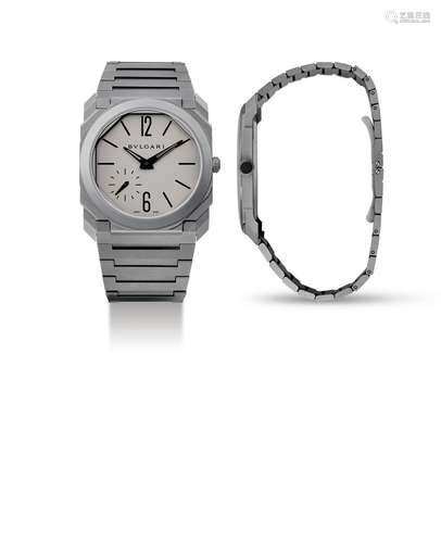 Bulgari, A Fine Ultra-Slim Titanium Automatic Bracelet Watch