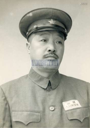 1950s 佚名 贺龙、刘伯承等领导人标准照（8张） 银盐纸基