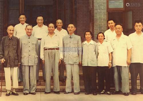 侯波 1959年 毛主席在长沙与友人合影 彩色转印