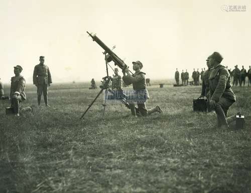 奥布莱恩 1944年 抗战国军防空训练展览照片 银盐纸基