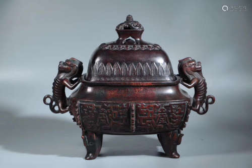 A CHENXIANG WOOD CARVED FOUR FEET CENSER