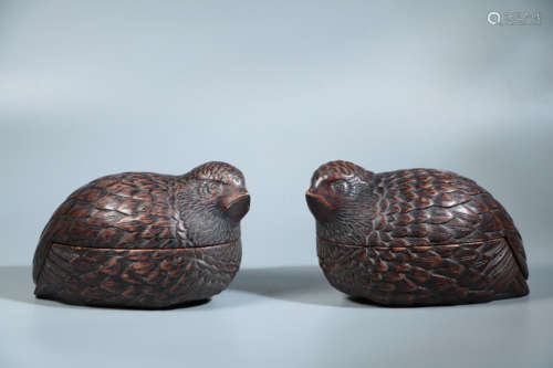 PAIR OF CHENXIANG WOOD QUAIL SHAPE BOXES