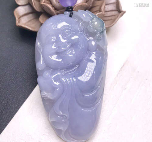 A PURPLE JADE BUDDHA