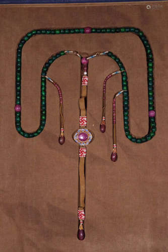 A QIUJIAO BEADS STRING NECKLACE