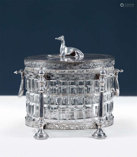 约1880年 英国维多利亚晚期镀银刻花玻璃椭 圆形点心盒