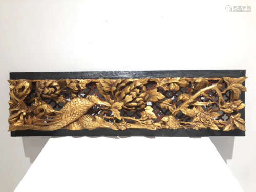 A GILT FLORAL AND BIRD PATTERN WOOD BOARD