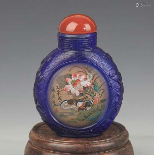 A FINE MANDARIN DUCK PAINTED GLASS SNUFF BOTTLE