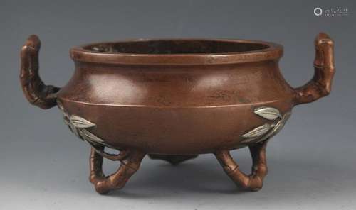 A FINELY FLOWER CARVING BRONZE CENSER