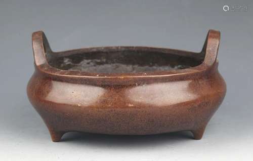 A FINE DOUBLE EAR ROUND BRONZE CENSER