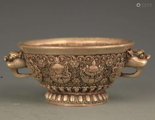 A FINELY CARVED DOUBLE DRAGON BRONZE BOWL