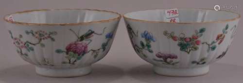 Pair of porcelain bowls. China. Tung Chih mark. (1862-1874). Ribbed bodies. Famille Rose decoration of insects and flowers.  4