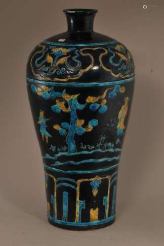 Porcelain vase. China. 19th century. Fa Hua ware with a predominantly blue palette.  16